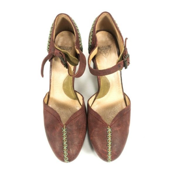 John Fluevog Red Leather Stitch Closed Toe Heels - Picture 4 of 9